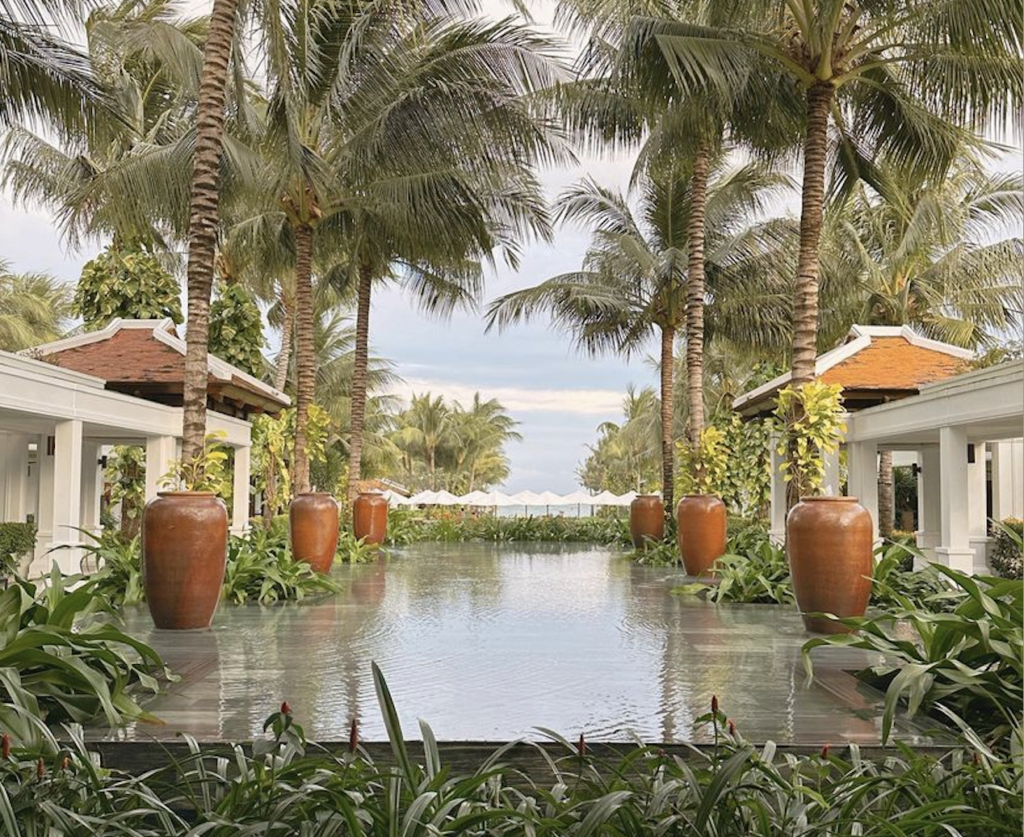 ベトナム中部に入りする、ニャチャンカムランエリアにある５つ星ホテルThe Anamの滞在は、贅沢でゆっくりとした時間を過ごせる休暇にぴったりなホテルです。