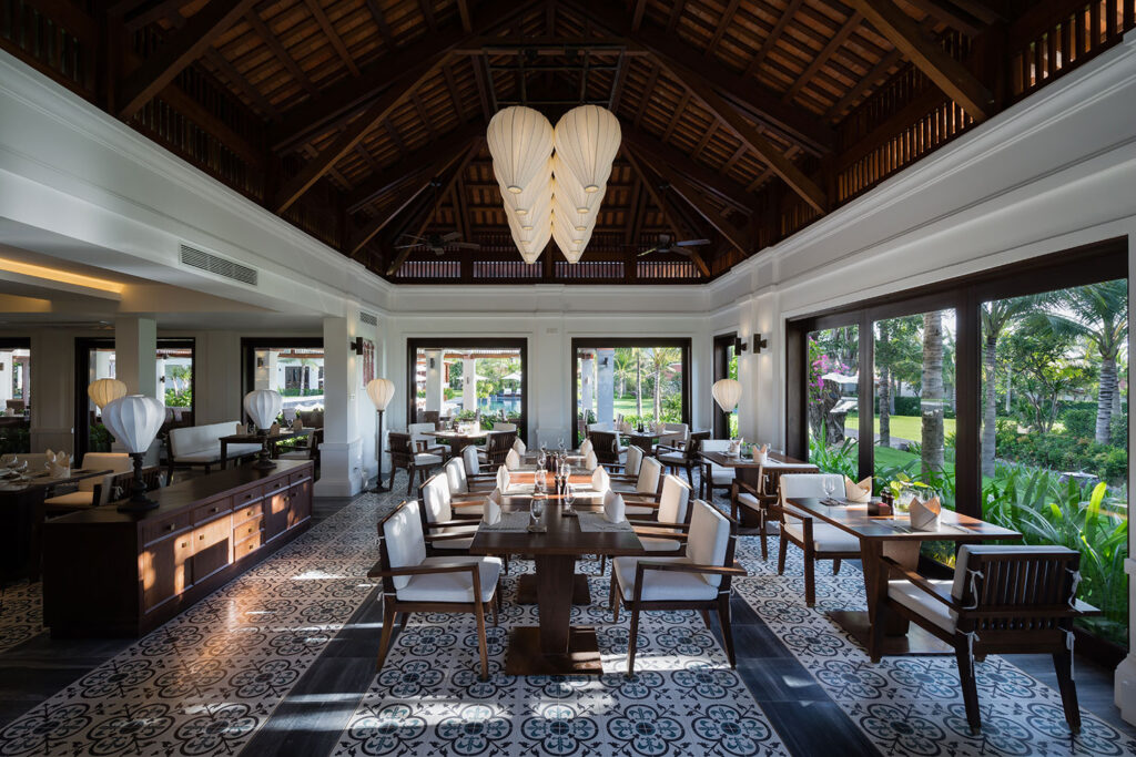 ベトナム中部に入りする、ニャチャンカムランエリアにある５つ星ホテルThe Anamは、レストランも充実しています。