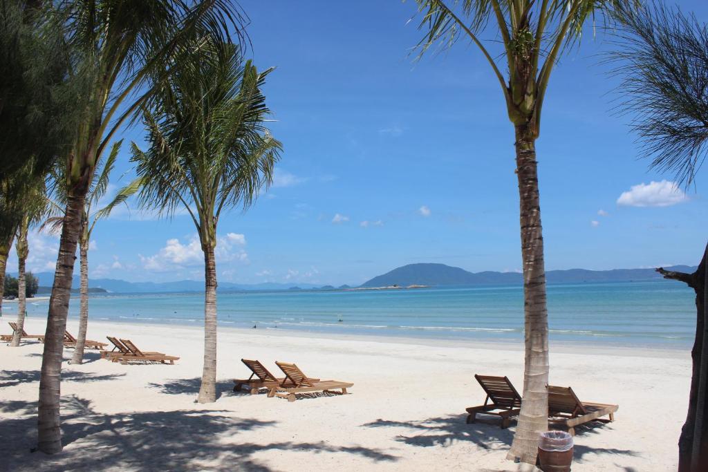 ベトナム駐在妻が本気でおすすめする、ニャチャン旅行中に立ち寄るべき美しい観光スポット「ヨークレットビーチ」。

