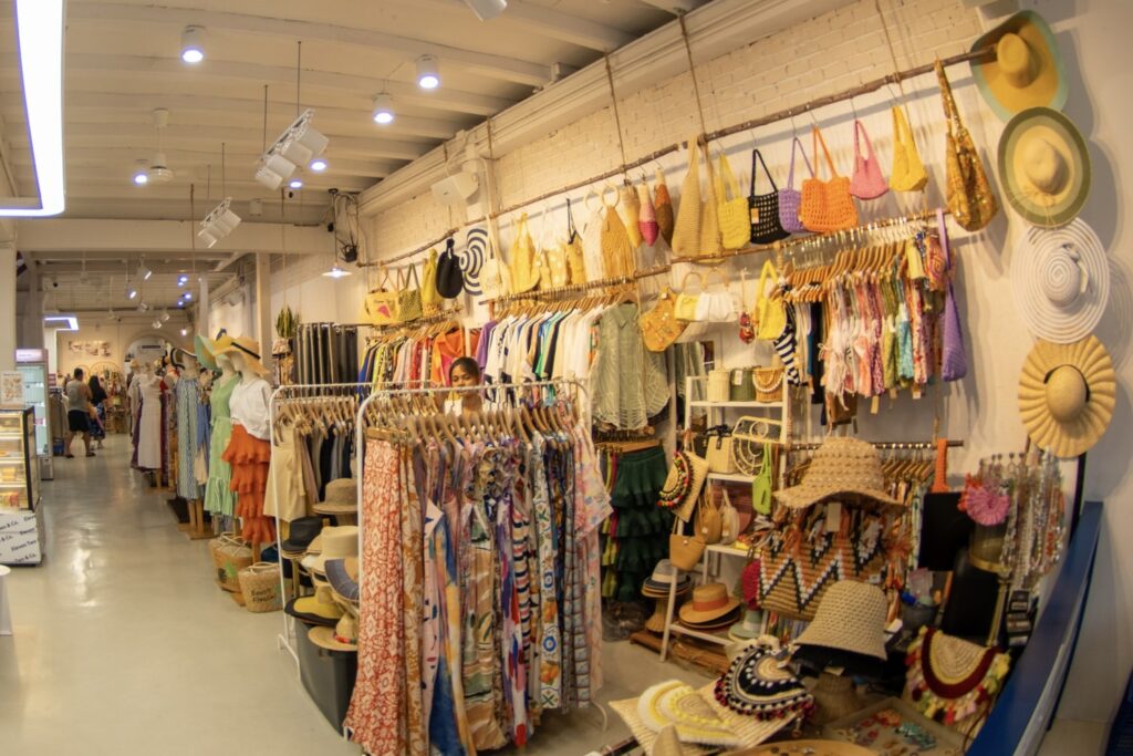 オールドタウンにある雑貨屋さん「Eleven Two Market」の店内の様子